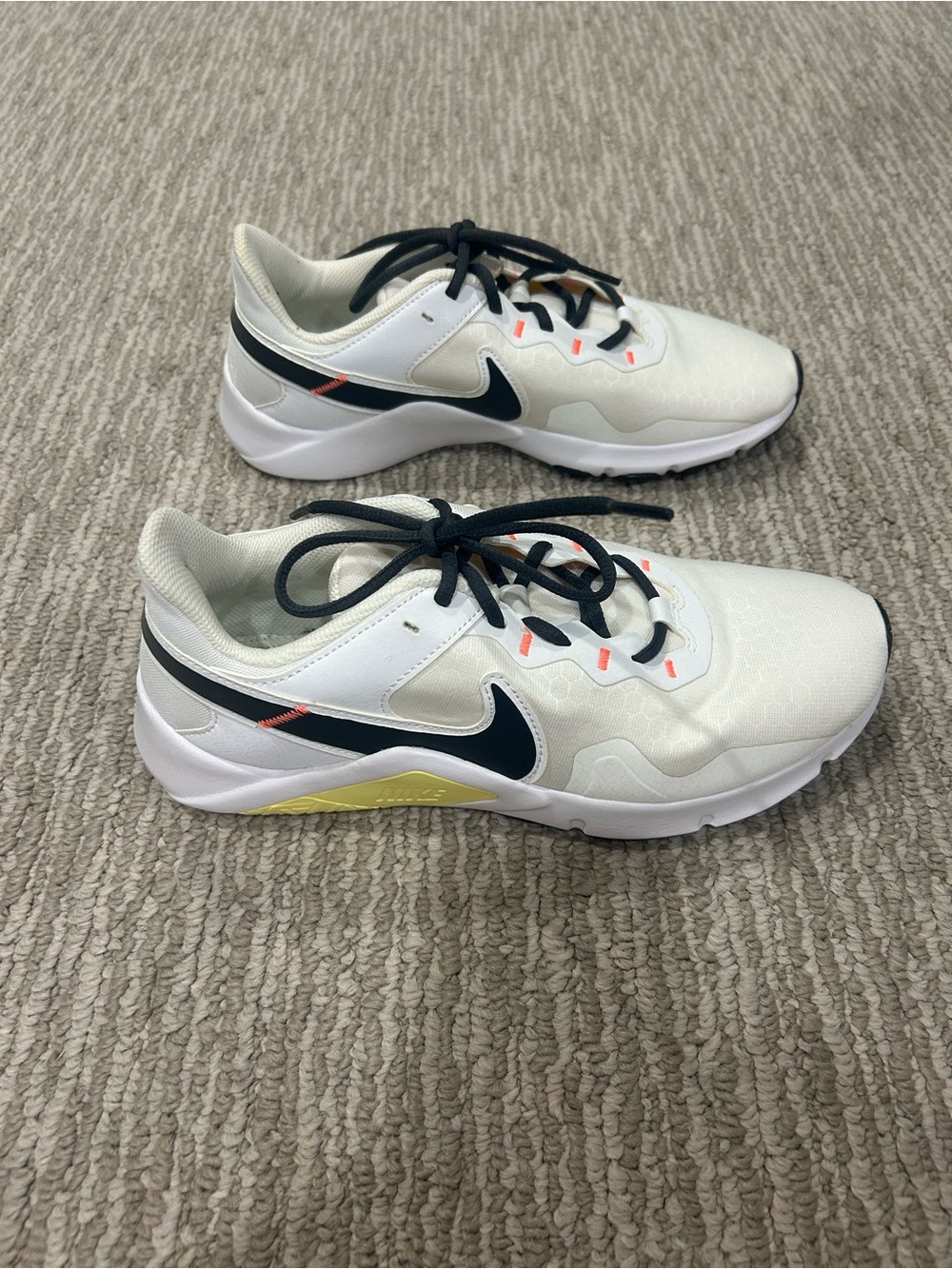 Nike Women’s Multicolor Athletic Sneakers - Picture 3 of 8